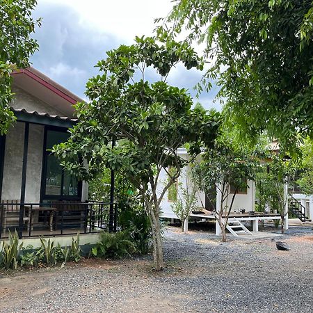 Sangkaset Resort Ban Mong Muang Exterior foto
