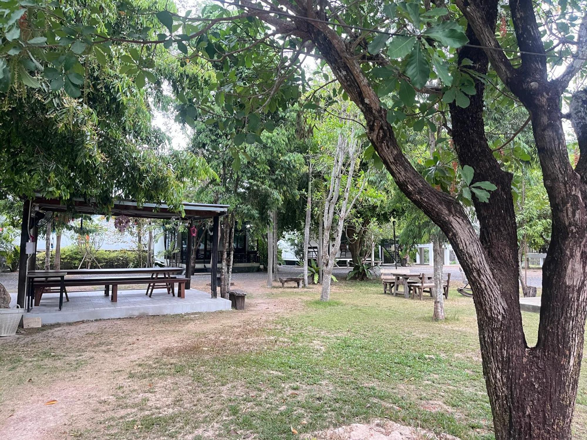 Sangkaset Resort Ban Mong Muang Exterior foto