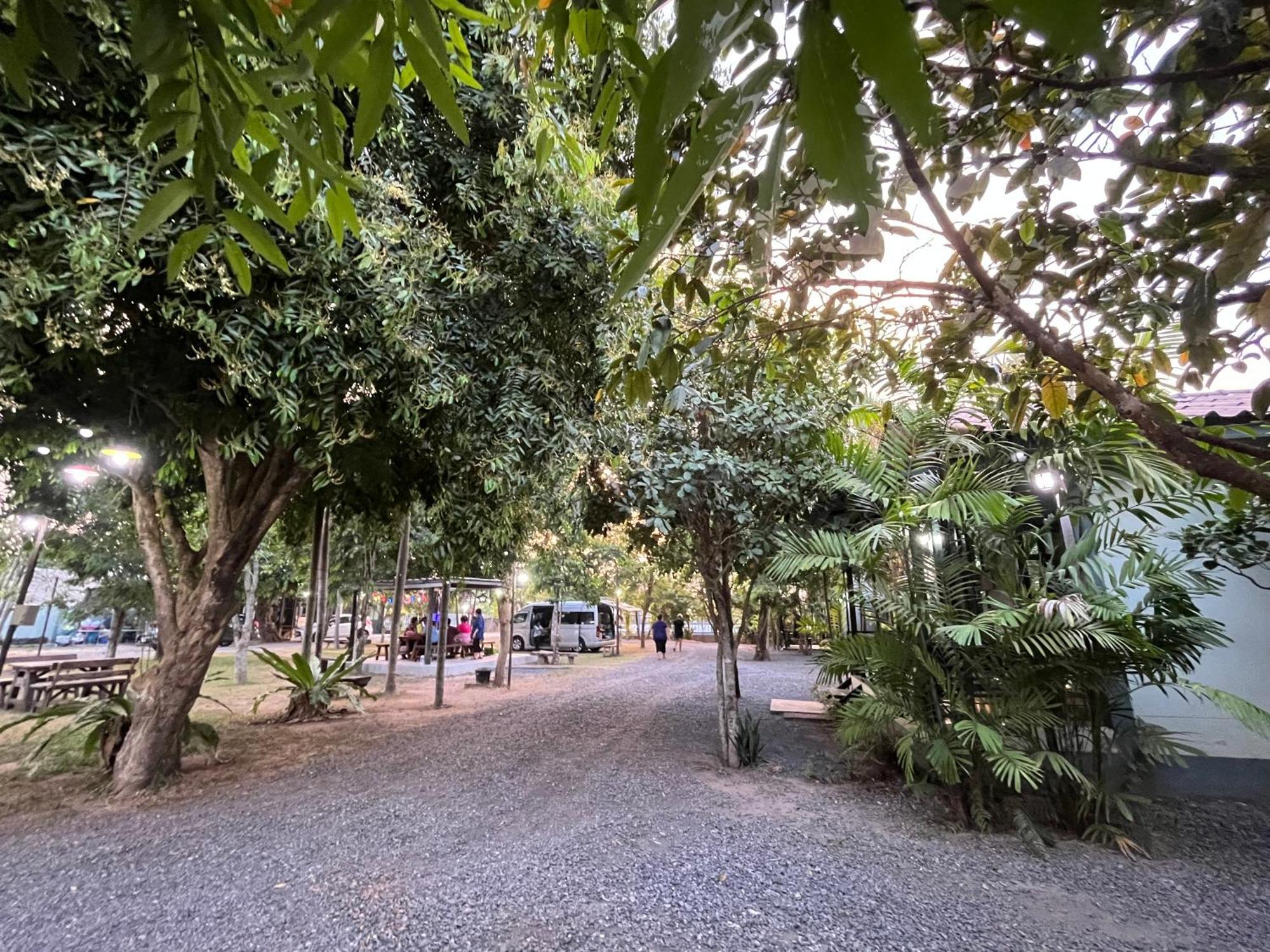 Sangkaset Resort Ban Mong Muang Exterior foto